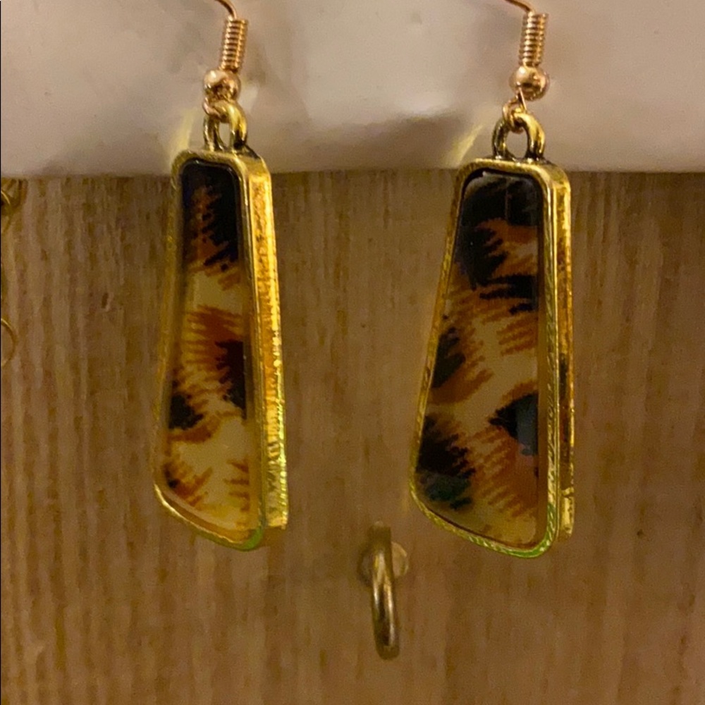 Leopard Prints - image 4